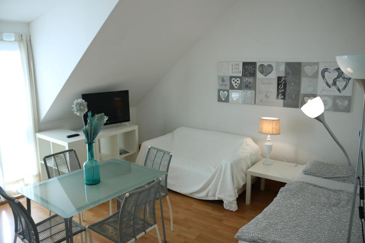 Moderne Studio Apartments Und 4 Zimmer Wohnungen In Oberhausen, Ideal Fuer Geschaeftsreisende Und Monteure Екстер'єр фото