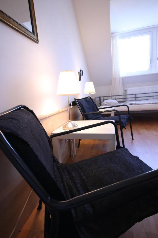 Moderne Studio Apartments Und 4 Zimmer Wohnungen In Oberhausen, Ideal Fuer Geschaeftsreisende Und Monteure Екстер'єр фото