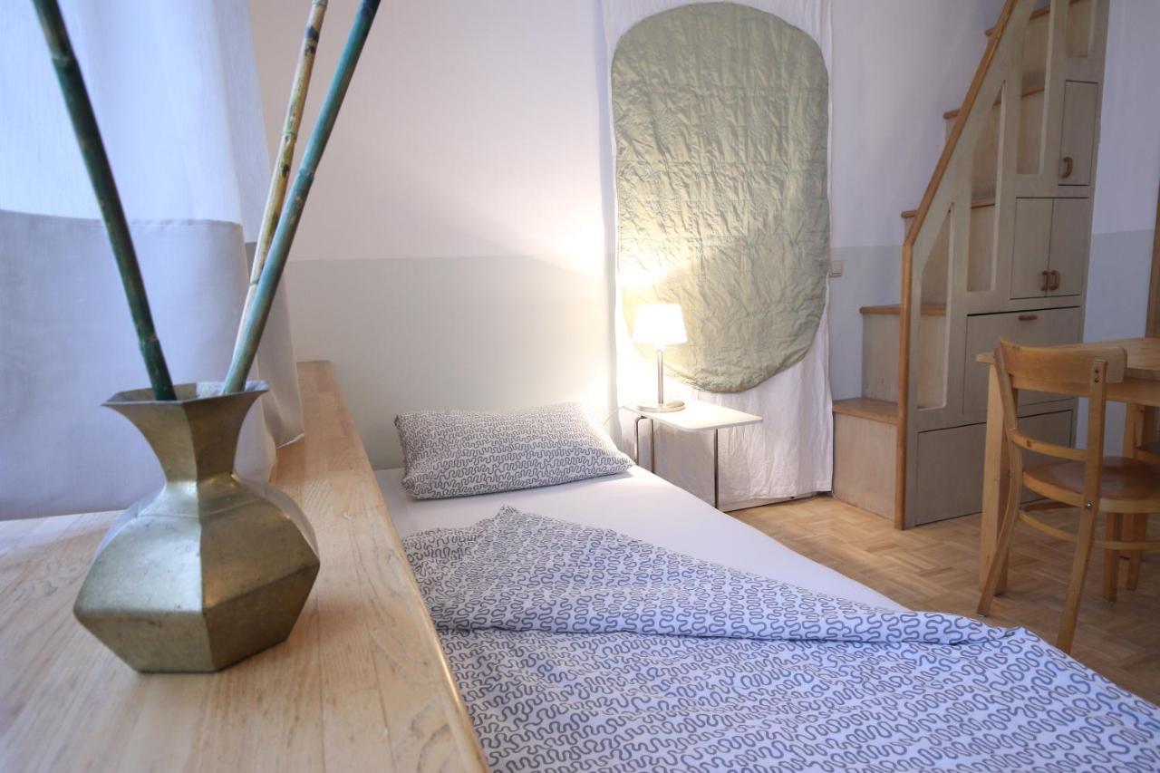 Moderne Studio Apartments Und 4 Zimmer Wohnungen In Oberhausen, Ideal Fuer Geschaeftsreisende Und Monteure Екстер'єр фото