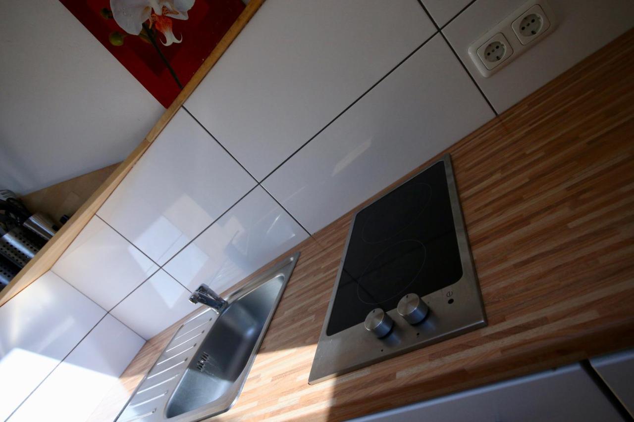 Moderne Studio Apartments Und 4 Zimmer Wohnungen In Oberhausen, Ideal Fuer Geschaeftsreisende Und Monteure Екстер'єр фото