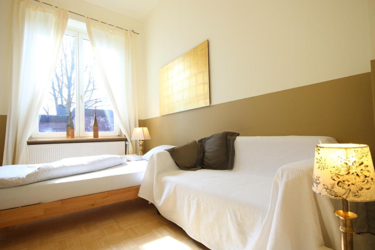 Moderne Studio Apartments Und 4 Zimmer Wohnungen In Oberhausen, Ideal Fuer Geschaeftsreisende Und Monteure Екстер'єр фото