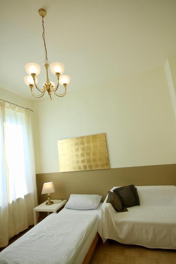Moderne Studio Apartments Und 4 Zimmer Wohnungen In Oberhausen, Ideal Fuer Geschaeftsreisende Und Monteure Екстер'єр фото